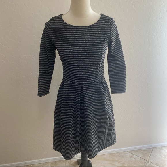 Merona 3/4 length sleeve black and gray striped fit and flare dress Size XS - Picture 3 of 7